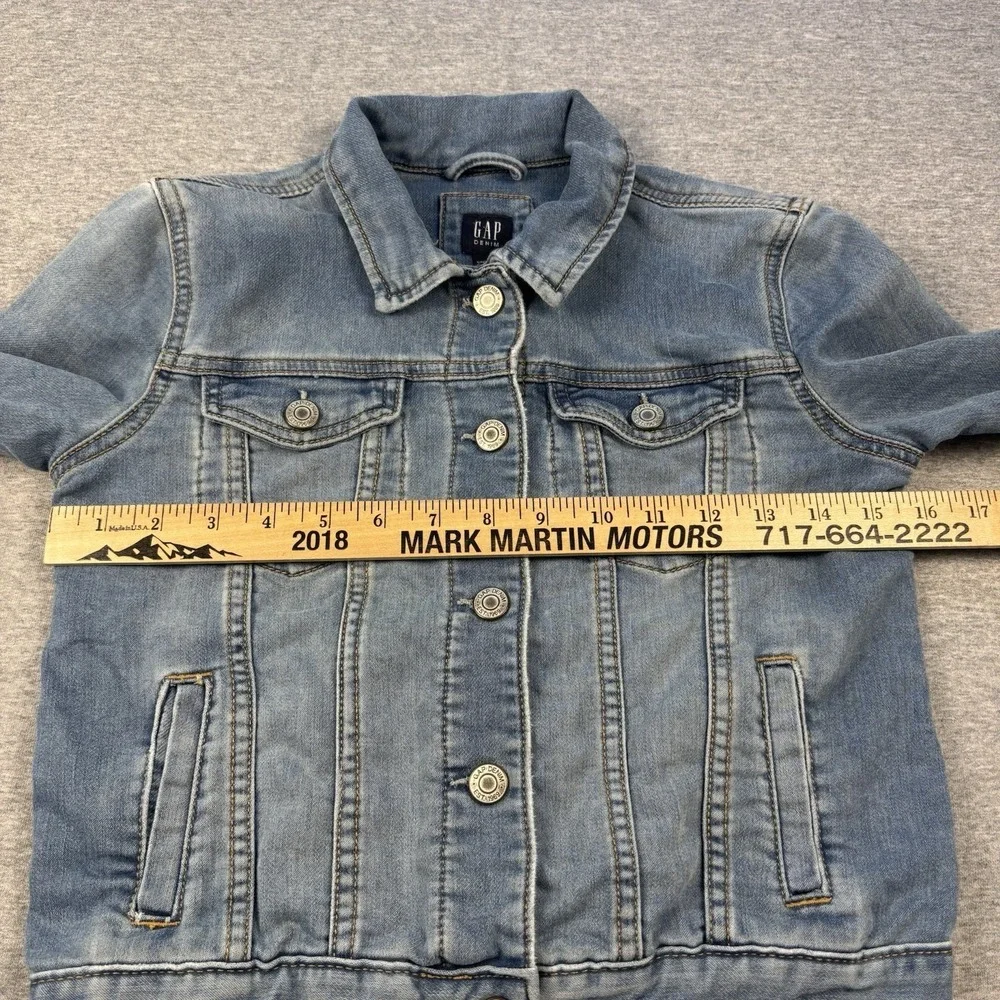 Gap Kids Faded Blue‎ Denim Jacket Size Large (10) – Classic Everyday Jean Jacket